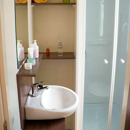 Kompleks wypoczynkowy Mobilhome Victoria Lanterna 4*