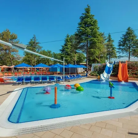 Parque de vacaciones Mobilhome Victoria Lanterna Tar-Vabriga