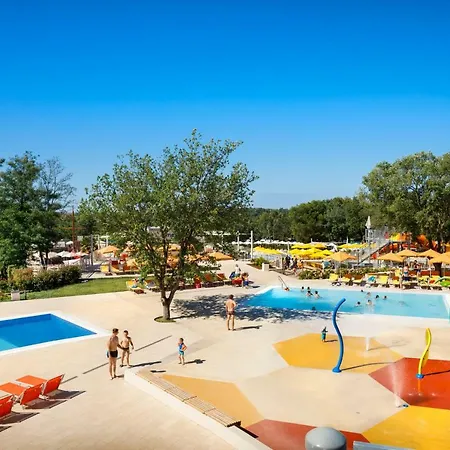 Mobilhome Victoria Lanterna 4*