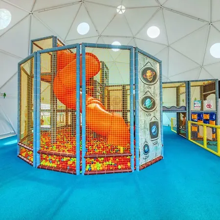 Mobilhome Victoria Lanterna База отдыха 4*